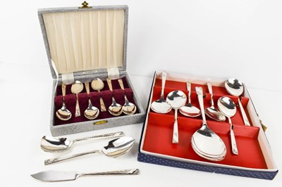 Lot 357 - A set of six silver Art Deco period tea spoons,...