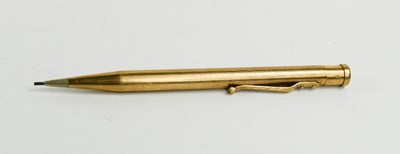 Lot 280 - A Yard - O - Led 9ct gold propelling pencil,...