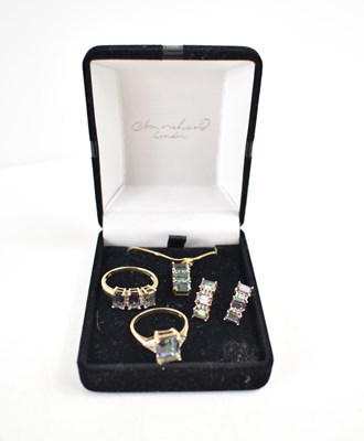 Lot 127 - A suite of jewellery set in 9ct gold with...