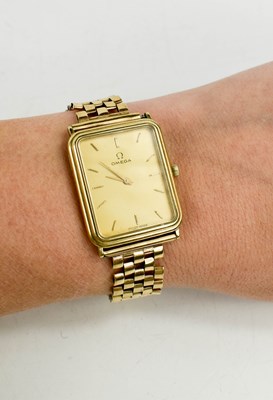 Lot 249 - A gentleman's 9ct gold cased Omega dress watch,...