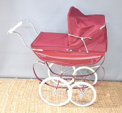 Lot 400 - A child's Silvercross coachbuilt pram with...