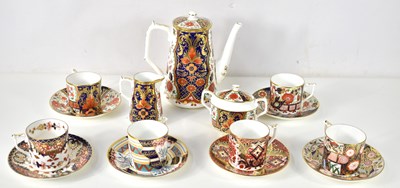 Lot 270 - A Royal Crown Derby The Curators Collection...