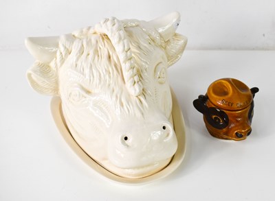 Lot 157 - A creamware bull's head cheese dome and plate,...