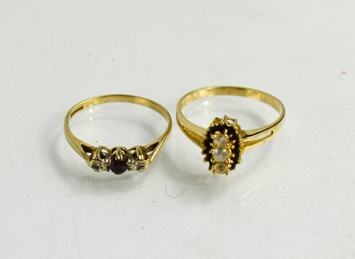 Lot 217 - A 9ct gold trilogy ring, together with a...