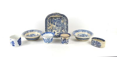 Lot 120 - A group of 19th century blue and white willow...