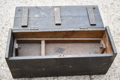 Lot 322 - A carpenters tool box.