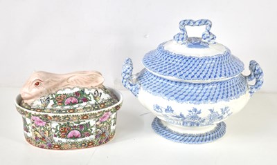 Lot 137 - A famille rose porcelain oval tureen, modelled...