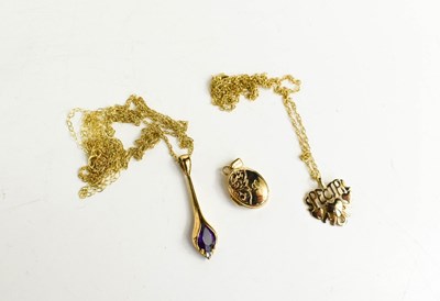 Lot 115 - A 9ct gold and amethyst set pendant, with fine...