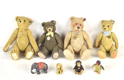 Lot 172 - A selection of Steiff pottery bears, limited...