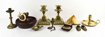 Lot 218 - A group of collectables to include a brass...