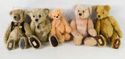 Lot 339 - A group of collectable bears including June...