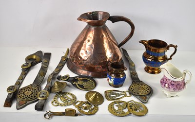 Lot 226 - A group of metalware and ceramics to include a...