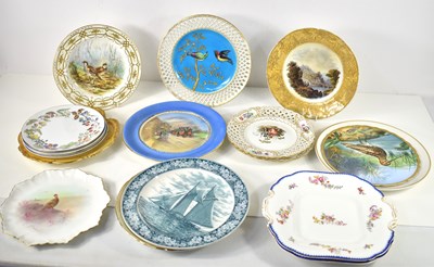 Lot 60 - A group of porcelain cabinet plates to include...