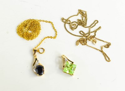 Lot 334 - A group of 9ct gold jewellery comprising a...