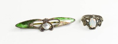 Lot 125 - An opal & palladium Art Nouveau ring, size H,...