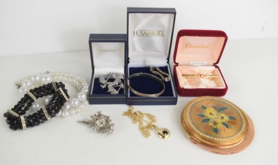 Lot 296 - A selection of costume jewellery, to include...