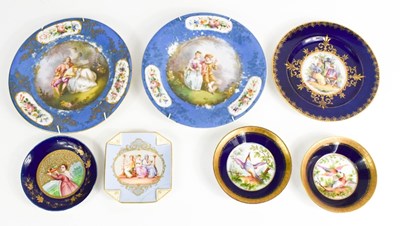 Lot 50 - A selection of dishes, to include a Royal...