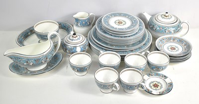 Lot 147 - A Wedgewood tea and dinner service in the...