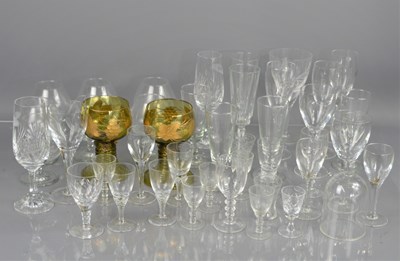 Lot 185 - A quantity of vintage crystal glass ware to...