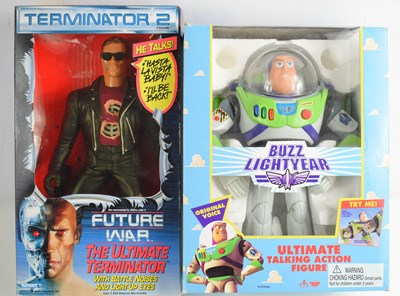 Lot 310 - A vintage Buzz Lightyear action figure in the...