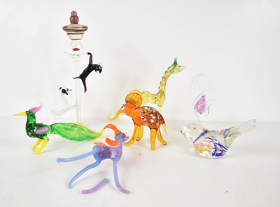 Lot 84 - A group of vintage glass animal figurines,...