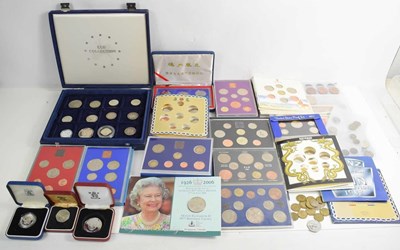 Lot 239 - A group of coins to include Chinese year set,...