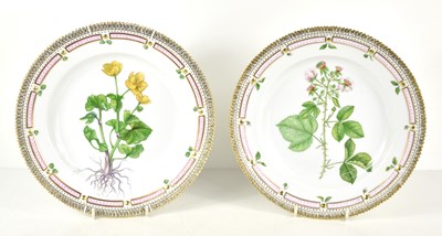 Lot 157 - A pair of Royal Copenhagen porcelain plates,...