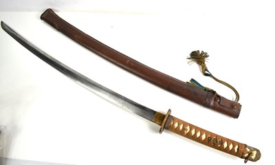 Lot 345 - A Japanese WWII Shin-Gunto officers sword and...