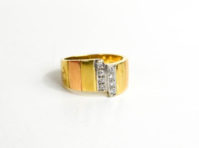 Lot 35 - An 18ct gold and diamond ring, the eight...