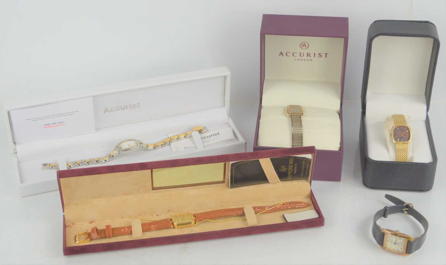 Lot 138 - A Raymond Weil lady's wrist watch with 18ct...