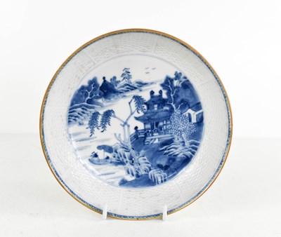 Lot 40 - A Qing Dynasty Chinese porcelain blue and...