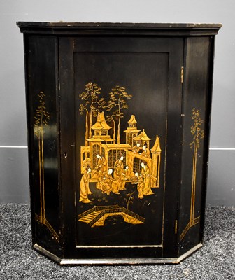 Lot 95 - A 19th century black lacquered Chinoiserie...