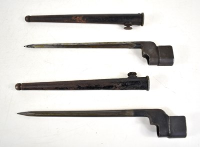 Lot 342 - A WWII era No4 MkI cruciform spike bayonet...