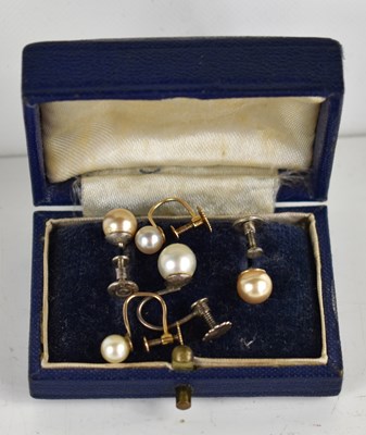 Lot 98 - A pair of 9ct gold and pearl screw back...