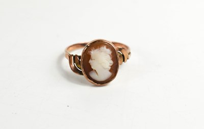 Lot 334 - A 14ct gold 1970s cameo ring, size O, 1.98g.