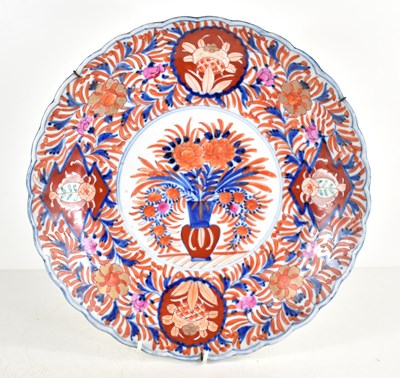 Lot 250 - A 19th century Japanese Imari dish with...