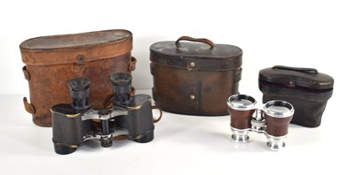 Lot 289 - A pair of WWI British military binoculars,...