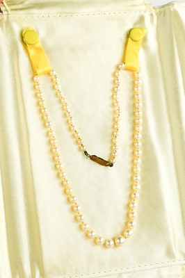 Lot 219 - A pearl and 9ct gold necklace, the graduated...