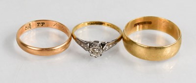 Lot 207 - An 18ct gold, platinum and diamond solitaire...