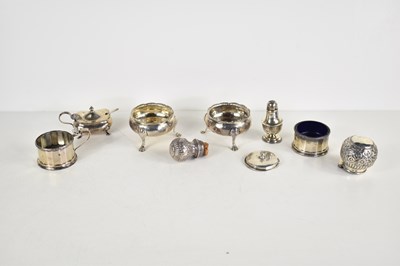 Lot 34 - A group of silver to include a pair of...