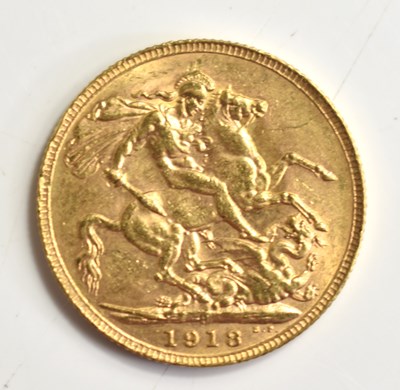 Lot 77 - A George V full gold sovereign, Perth mint,...