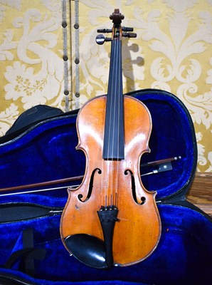 Lot 334 - A late 19th / early 20th century violin, and...