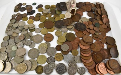 Lot 265 - A selection of coins, mostly GB examples, to...