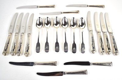 Lot 358 - A set of six Victorian teaspoons, London 1860,...