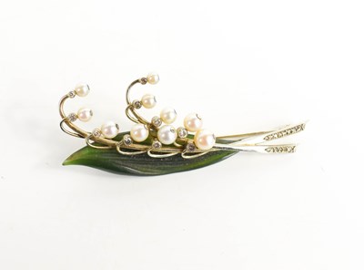 Lot 8 - An 18ct white gold, diamond, jade and pearl...