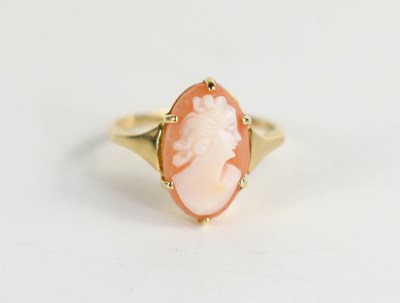 Lot 111 - An 18ct gold cameo ring, depicting female...