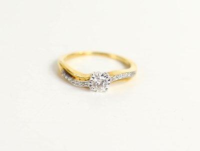 Lot 280 - A 9ct yellow gold solitaire-style ring set...