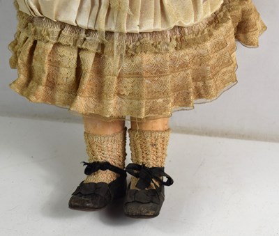 Lot 154 - An antique French early-20th century...