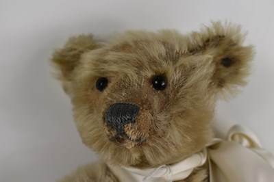 Lot 110 - A vintage Steiff teddy bear, bearing original...