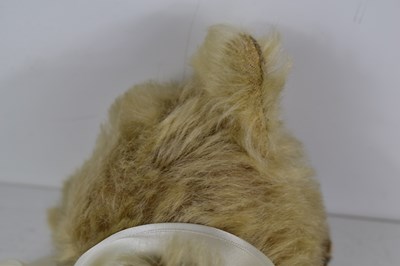 Lot 110 - A vintage Steiff teddy bear, bearing original...